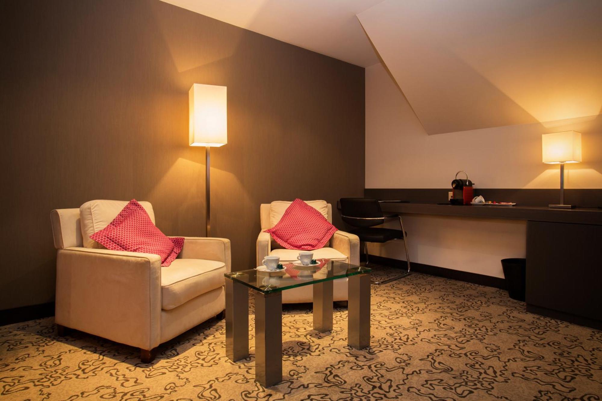 Koener Hotel & Spa Clervaux Szoba fotó